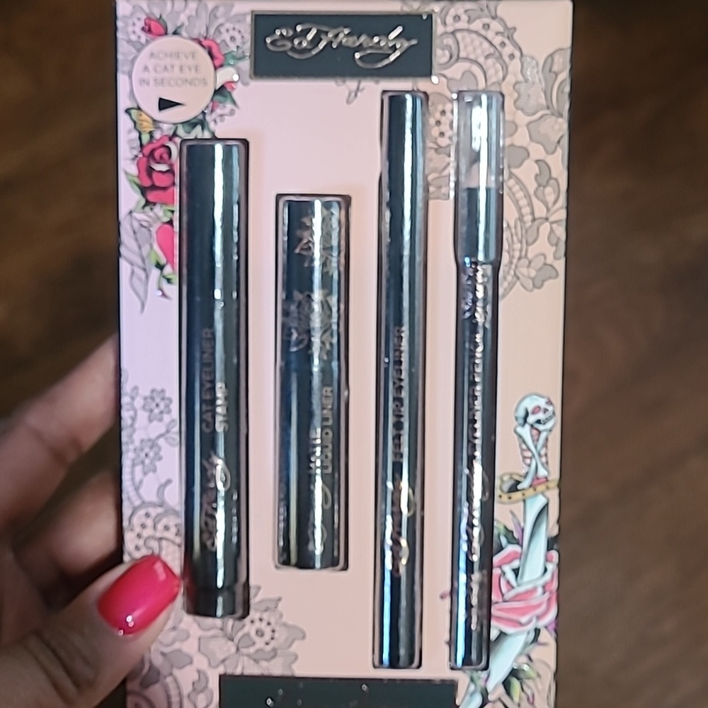 Ed Hardy Black Eyeliner Essentials Set